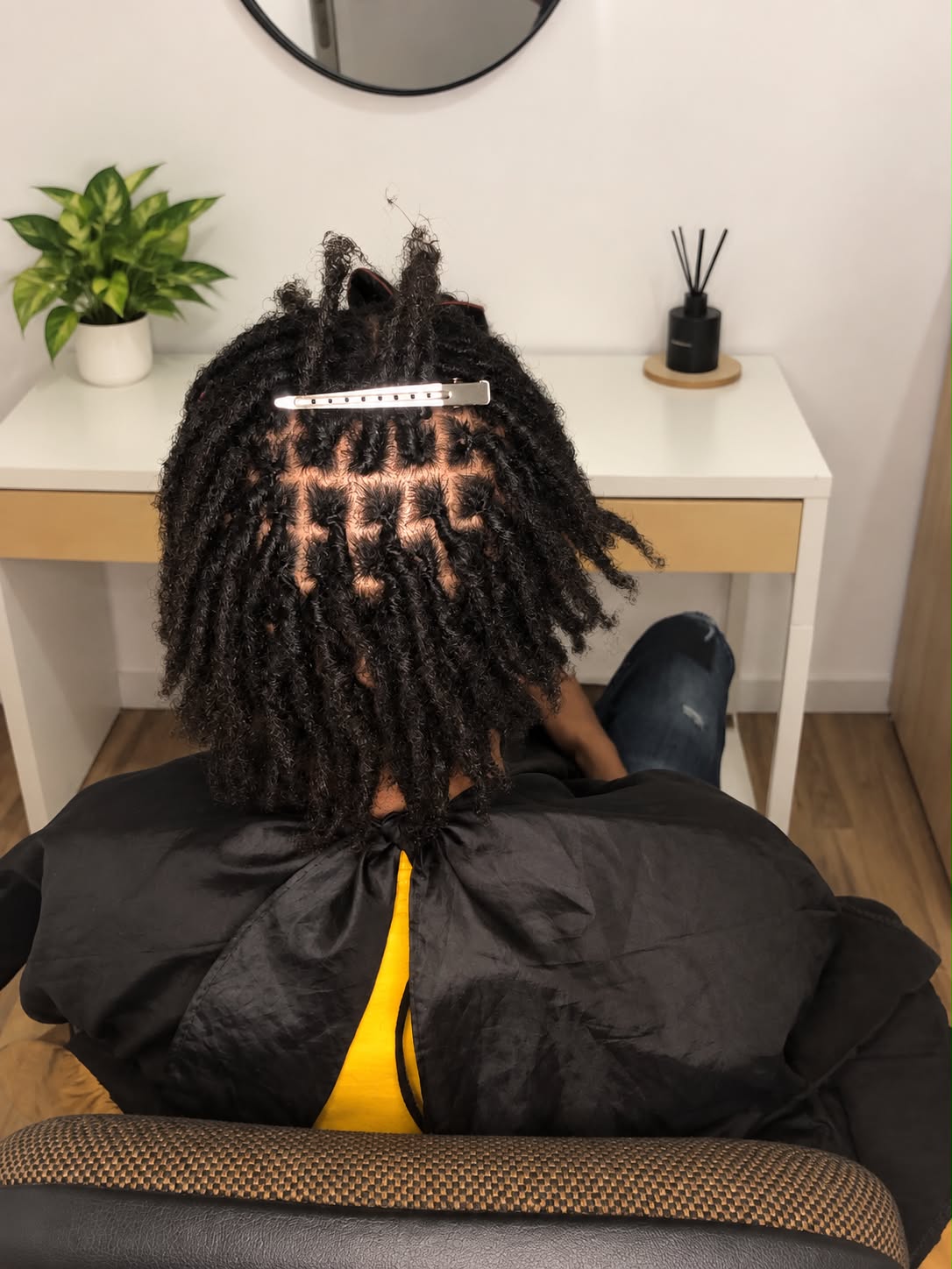 Départ de locks au crochet sur tête complète
